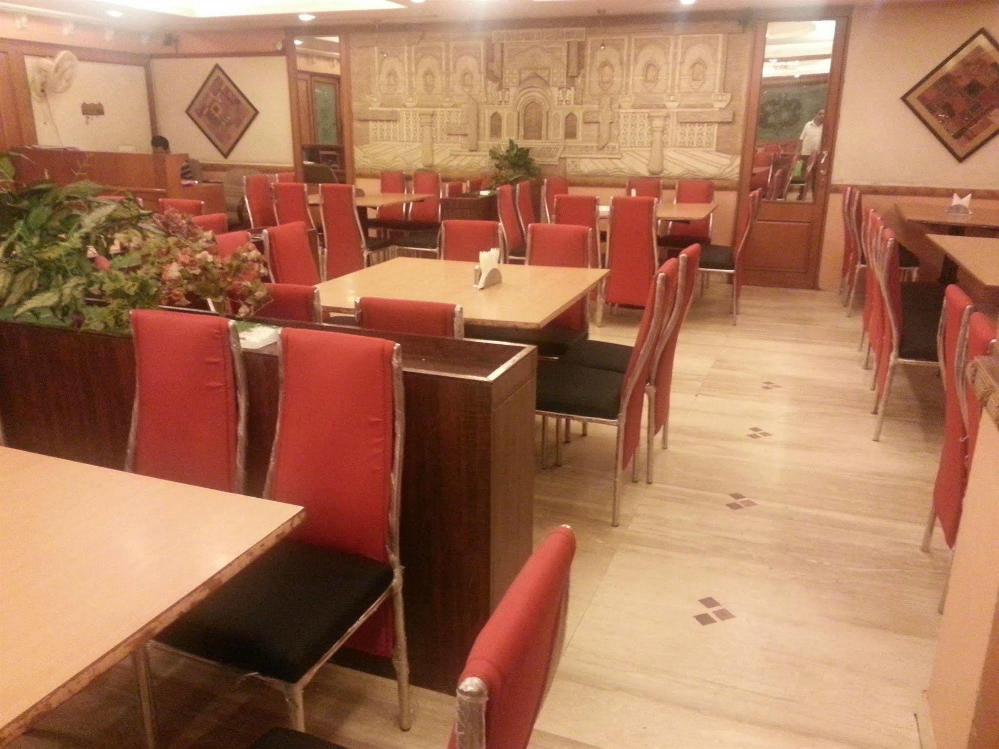 Hotel Tara International Hyderabad Ngoại thất bức ảnh